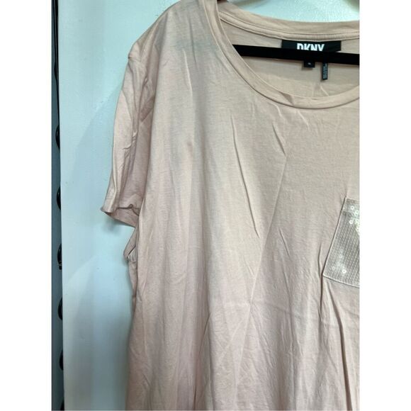 DKNY Pink T-Shirt With Sequin Front Pocket Woman’s Size XL-Spot On Front - Picture 3 of 8